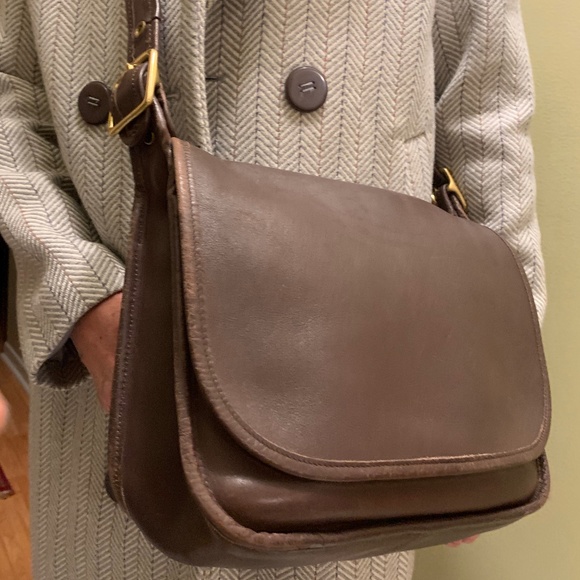 Vintage 1970's Vintage Coach Classic Shoulder Bag - Picture 1 of 7